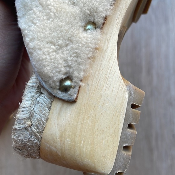 SEE BY CHLOÉ Viviane buckled shearling clogs - Picture 17 of 17